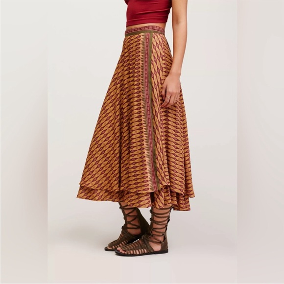 Free People Good 4 U Printed Wrap Midi Skirt Size 4 - Picture 5 of 8